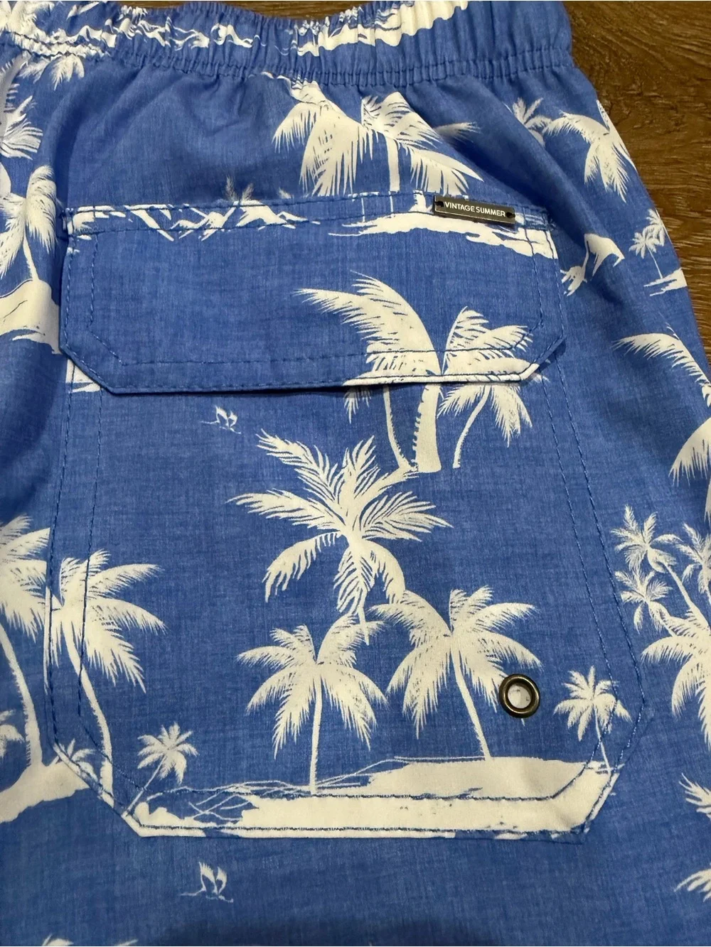 Vintage Summer Blue White Palm Tree Tropical Swim Trunks Men’s Large Mesh Lined